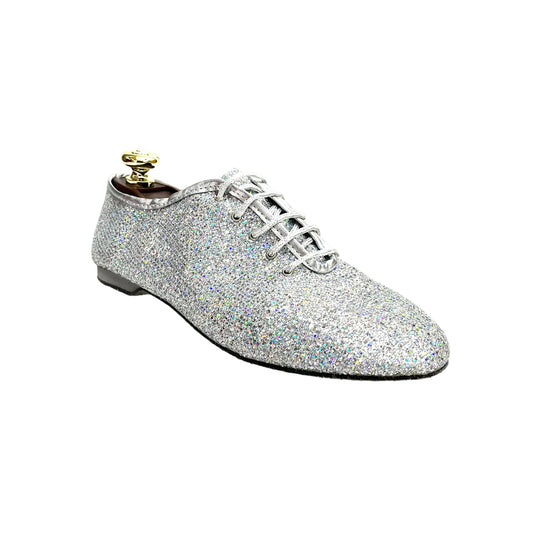 Scarpa Jazz Wish Dance Shop Jazz 03 in Prisma Silver con dettagli lucidi e suola in gomma, ideata per danza jazz.