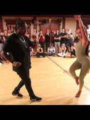 Carica e visualizza video in Galleria, Onda QC (BI-Flex) MARYLU - Scarpa da Donna in Raso Seta Rosso Cinturino Incrociato sul Collo Piede Swarovski Boreali Parziale solo avanti Fondo Extraflex Competition Tacco a Rocchetto