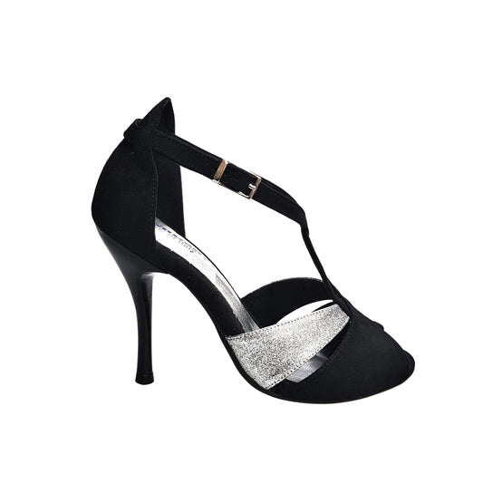 Scarpa da donna Anastasia (403) in camoscio nero con dettagli glitter argento, di Wish Dance Shop, vista frontale.