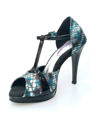 Carica immagine nella Galleria, Scarpa donna Xena (698X) di Wish Dance Shop, sandalo blu in boa e vernice nera con plateau e tacco a spillo.
