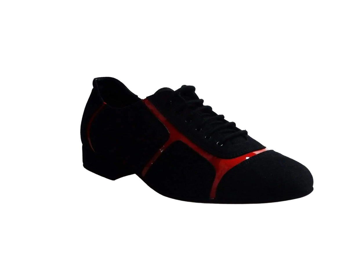 Sneaker Manuel (820) in camoscio nero con inserti in vernice rossa, dettagli eleganti e stile sportivo di Wish Dance Shop