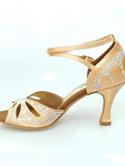 Load image into Gallery viewer, Wish Dance Shop Deluxe - Scarpa da Ballo in Raso Seta Carne con Swarovski e Tacco a Rocchetto