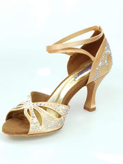 Load image into Gallery viewer, Wish Dance Shop Deluxe - Scarpa da Ballo in Raso Seta Carne con Swarovski e Tacco a Rocchetto
