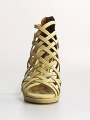 Carica immagine nella Galleria, Wish Dance Shop Intrigo in Camoscio Beige