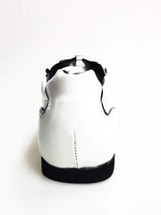 Load image into Gallery viewer, Sneaker bianca Ivan Habana in pelle con dettagli neri e suola in Microlight, calzatura comoda e alla moda.