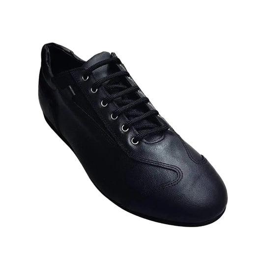 Scarpa sneaker in pelle nera Bayamo Ivan di Wish Dance Shop con suola microlight, design comodo ed elegante