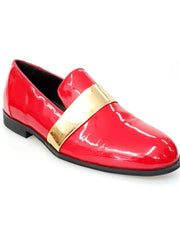 Carica immagine nella Galleria, Mocassino Jackson (PJ) in vernice rossa con fascia oro e fodera in vera pelle italiana, stile elegante e sofisticato.