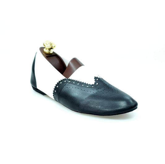 Scarpa jazz Roly Jazz 06 in pelle nera con elastico bianco e suola bufalo confort flex, ideale per danza.