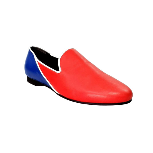Mocassino Outlet in pelle rossa e blu royal modello Cuba con profili bianchi, scarpe eleganti e casual in stile classico.