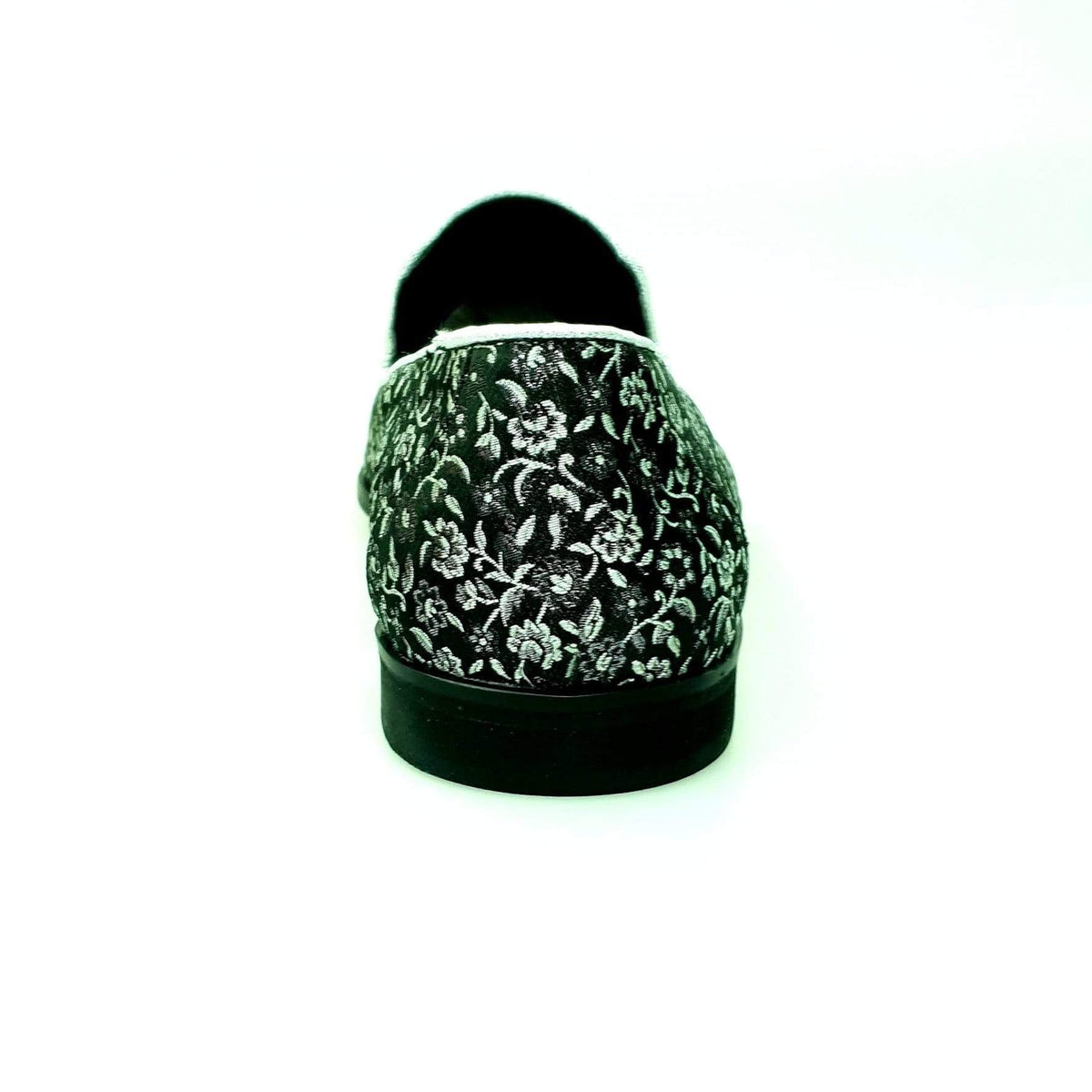 Mocassino da uomo Doge in tessuto veneziano fiorato silver con dettagli in lurex e rivestito in vera pelle italiana.