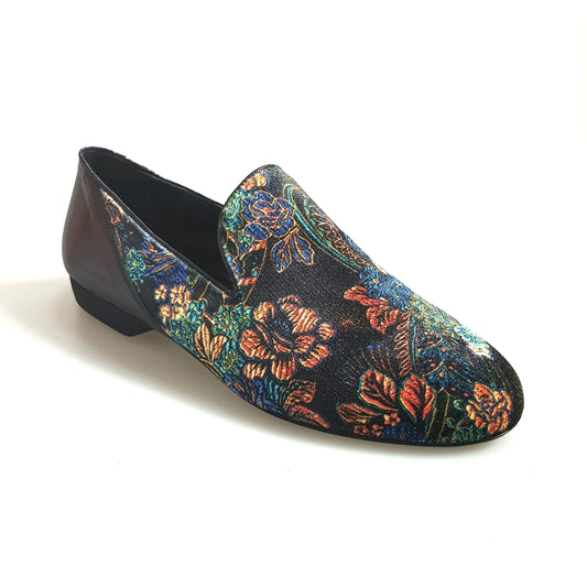 Mocassino da uomo Serse (800B) in velluto nero lavorato e tallone in lurex nero, stile fiorato, di Wish Dance Shop.