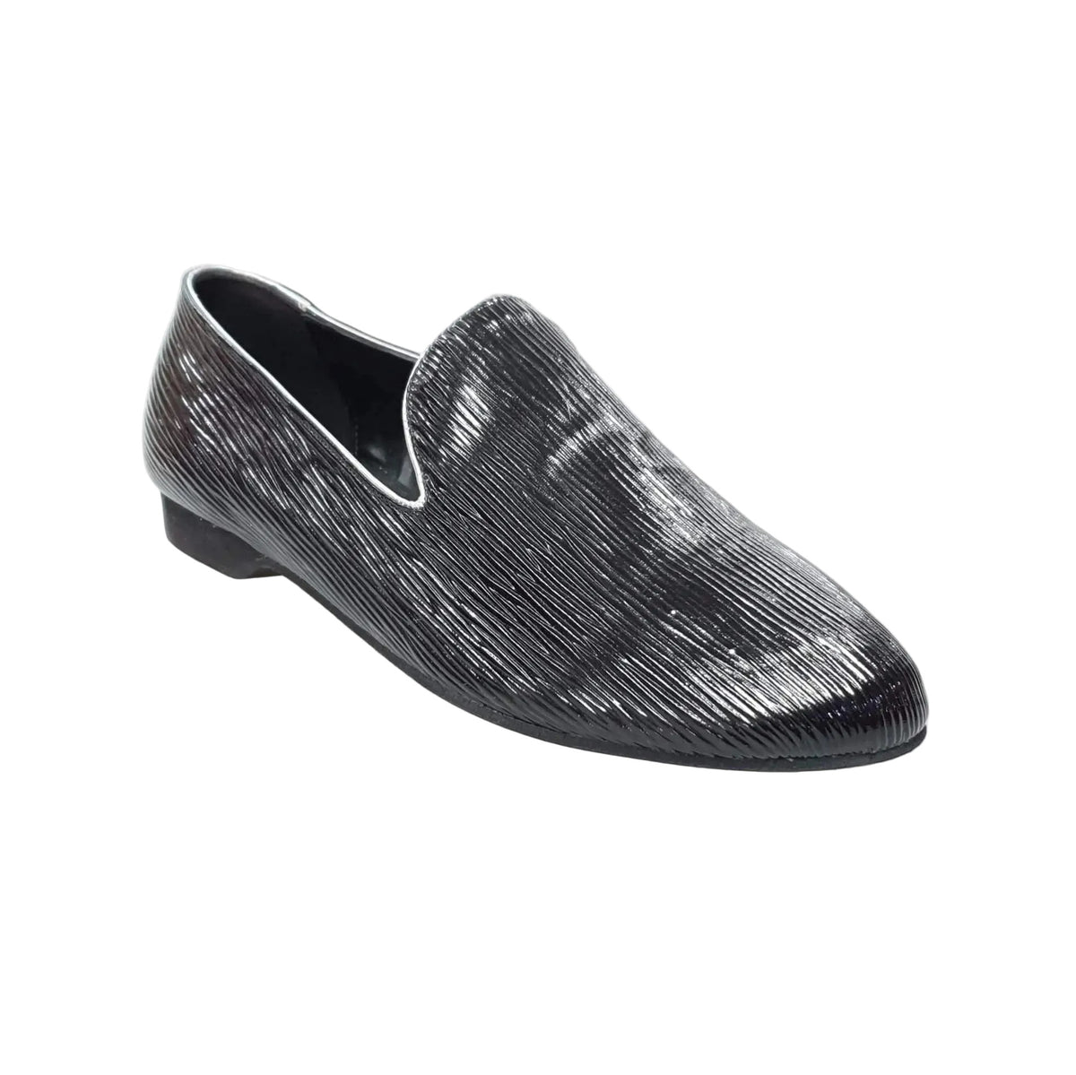 Mocassino uomo in paglia nera con suola in gomma, scarpa elegante e comoda, rifinita in stile classico.