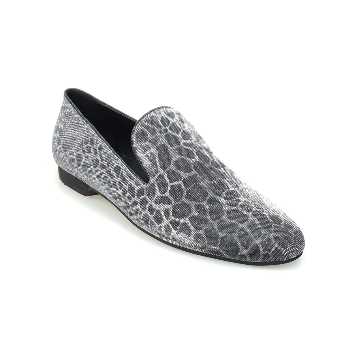 Scarpa mocassino da uomo Serse (800) in tessuto Sunseet Carbon, stile elegante e moderno, con dettagli lavorati.