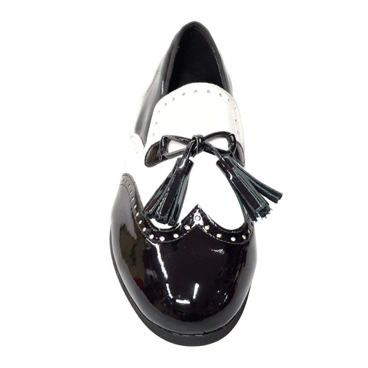 Scarpa da uomo Morgan Wish Dance Shop in vernice nera e pelle bianca, mocassino elegante con dettagli in pelle lucida.