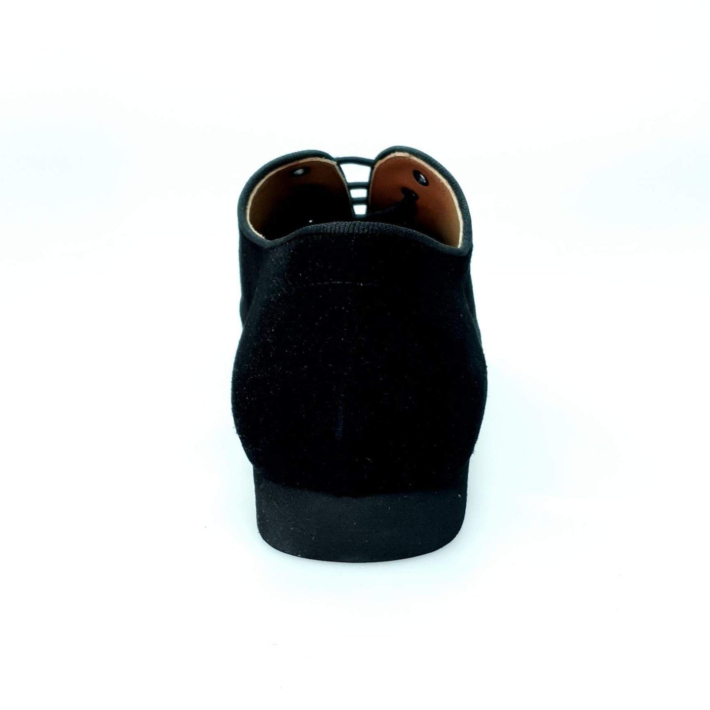 Scarpa stringata da uomo Malaga MS07 in camoscio nero con chiusura Oxford e forma tonda, marca Wish Dance Shop.