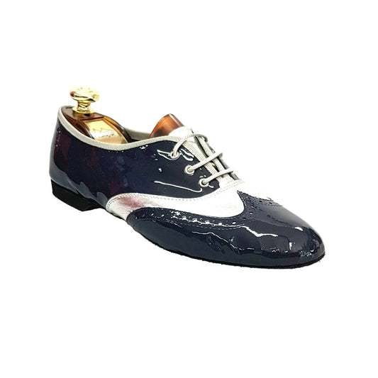 Scarpa jazz Eddy NY08 di Wish Dance Shop in vernice blu notte e pelle silver, con suola e dettagli eleganti.