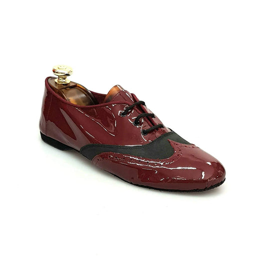 Scarpa jazz Eddy NY08 di Wish Dance Shop con vernice Bordeaux e dettagli in pelle nera, perfetta per ballo jazz.