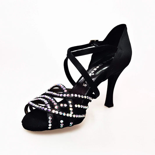 Scarpa da donna Onda QC Marylu Wish Dance Shop in raso nero con cinturino incrociato, dettagli Swarovski e tacco a rocchetto.