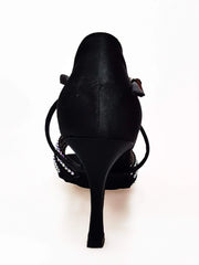 Load image into Gallery viewer, Scarpa donna Wish Dance Shop Onda QC (BI-Flex) in raso di seta nero con cinturino incrociato, dettagli Swarovski e tacco a rocchetto.