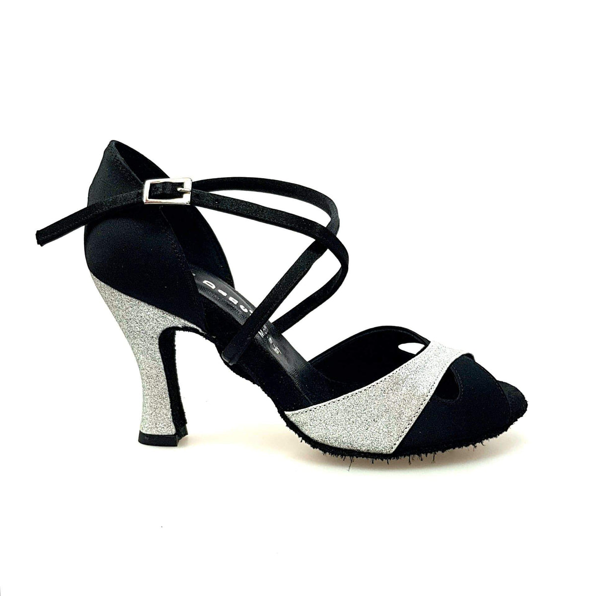 Scarpa da donna Ely QC in raso nero e glitter argento con cinturino incrociato e tacco rocchetto, elegante e raffinata.