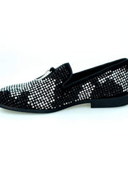 Carica immagine nella Galleria, Wishdance Mocassino Lyon Camoscio Nero miniborchie Nere e Argento