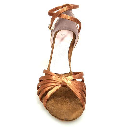 Scarpa da ballo Wishdance Patty QB in raso bronzo con fascette, cinturino doppio e tacco a rocchetto, elegante e femminile