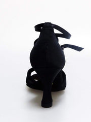 Carica immagine nella Galleria, Wishdance Scarpa Basica da donna in Raso Nero con fascette rivestite in Camoscio e tacco a Rocchetto