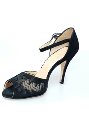 Load image into Gallery viewer, Scarpa Rosely 1582 Outlet in raso laminato nero con inserti in pizzo trasparente e tacco a spillo largo.