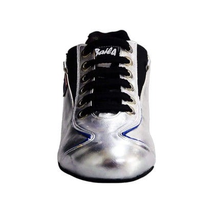 Sneaker Wish Dance Shop 113H Argento con profilo blu e dettagli bandierina cubana, stile casual e alla moda