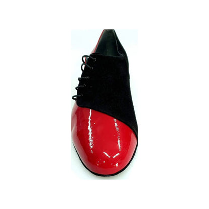 Scarpa da uomo Stardust in camoscio nero e vernice rossa, con design elegante e dettagli alla moda.