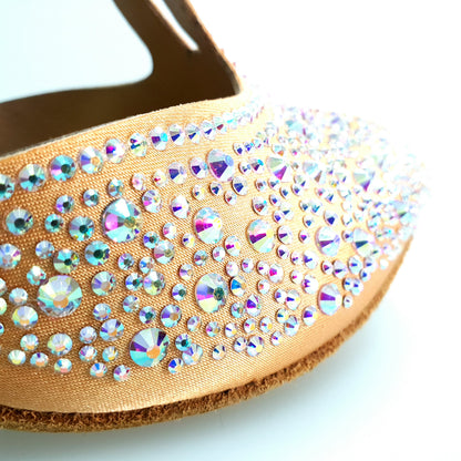 Scarpa da donna Miriam Temptation Plus Wish Dance Shop in raso seta carne con Swarovski boreali e tacco a rocchetto.