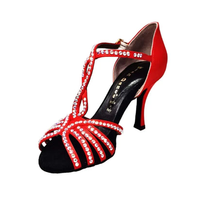 Scarpa da donna Infinity BI-Flex in raso di seta rossa con dettagli Swarovski e suola extraflex per competizione.