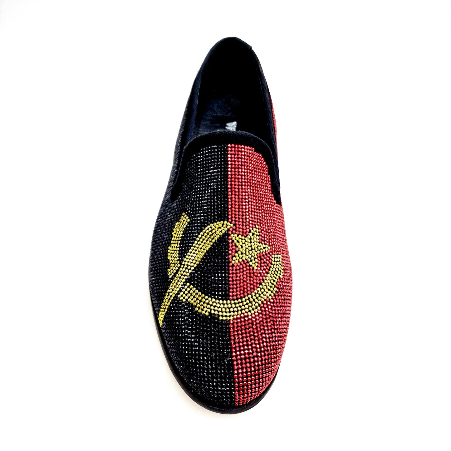 Scarpa da uomo MACETE Facão (800PJ) in camoscio nero con bandiera angolana, miniborchie rosse e oro, Wish Dance Shop