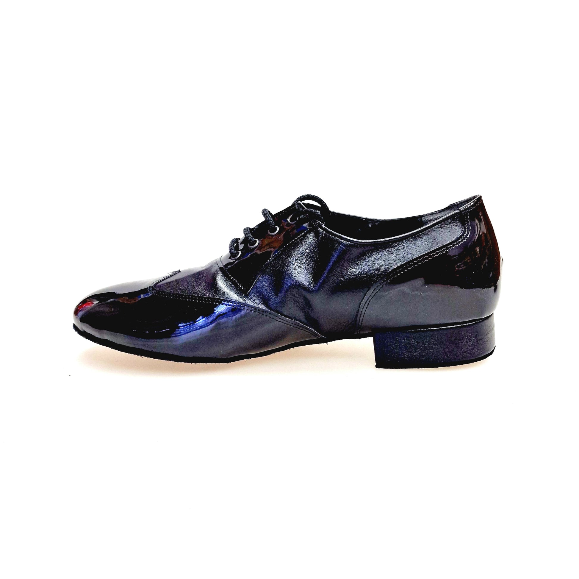 Scarpa da uomo Wish Dance Shop COTISO 108N Oxford in vernice nera e pelle nera con dettagli a coda di rondine.