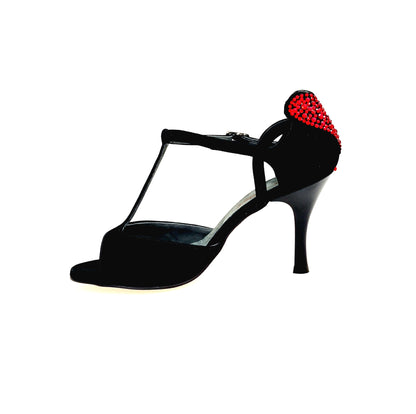 Sandalo donna Wish Dance in camoscio nero con cuore Swarovski rosso e tacco a rocchetto nero smaltato.