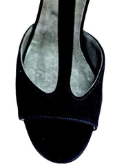 Carica immagine nella Galleria, BELL/C Plus Black Cuore SW Red  F.3407 (R.L. by WISH DANCE) - Sandalo da donna in camoscio nero e Cuore di Swarovski Rosso con Tacco a Rocchettino Smaltato nero
