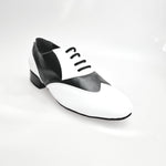 Load image into Gallery viewer, COTISO (108N) - Stringata a Coda di Rondine Mod. Oxford in Pelle Bianca e Pelle Nera
