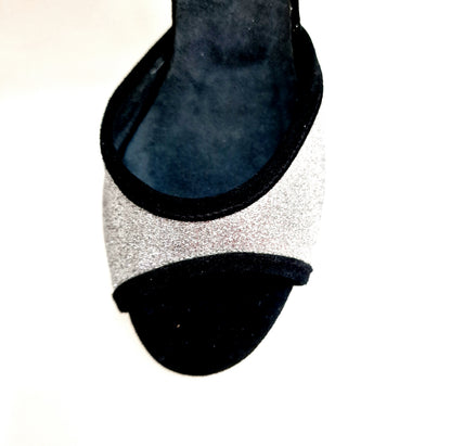 Sandali in camoscio nero e glitter argento Wish Dance con tacco basso a rocchetto smaltato nero, modello Wendy/Bo F.533.
