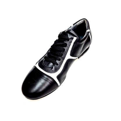Scarpa Antony 115 da uomo in pelle nera con inserti in vernice bianca, sneaker elegante e di tendenza.