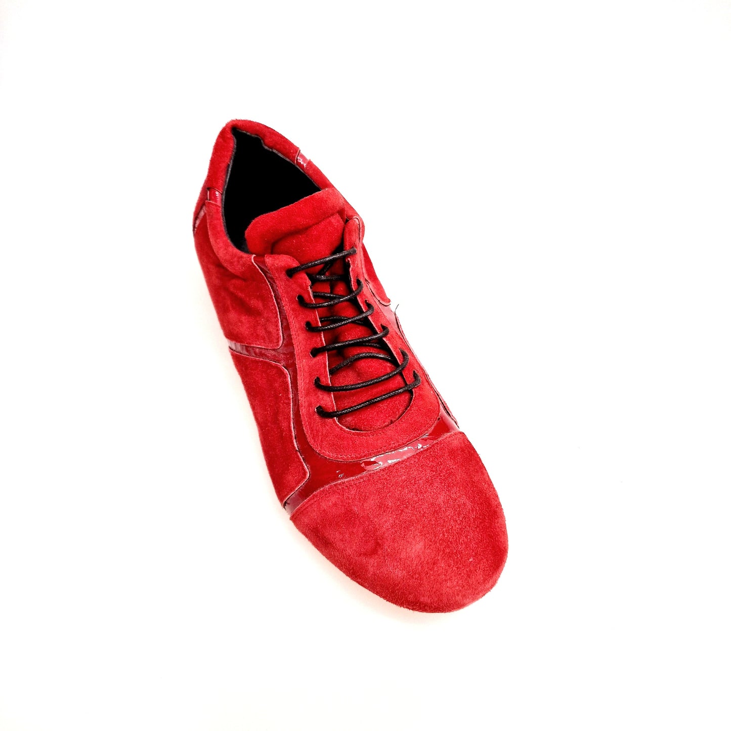 Scarpa Antony 115 da uomo in camoscio rosso con inserti in vernice rossa, sneaker stringata di Outlet, vista frontale.