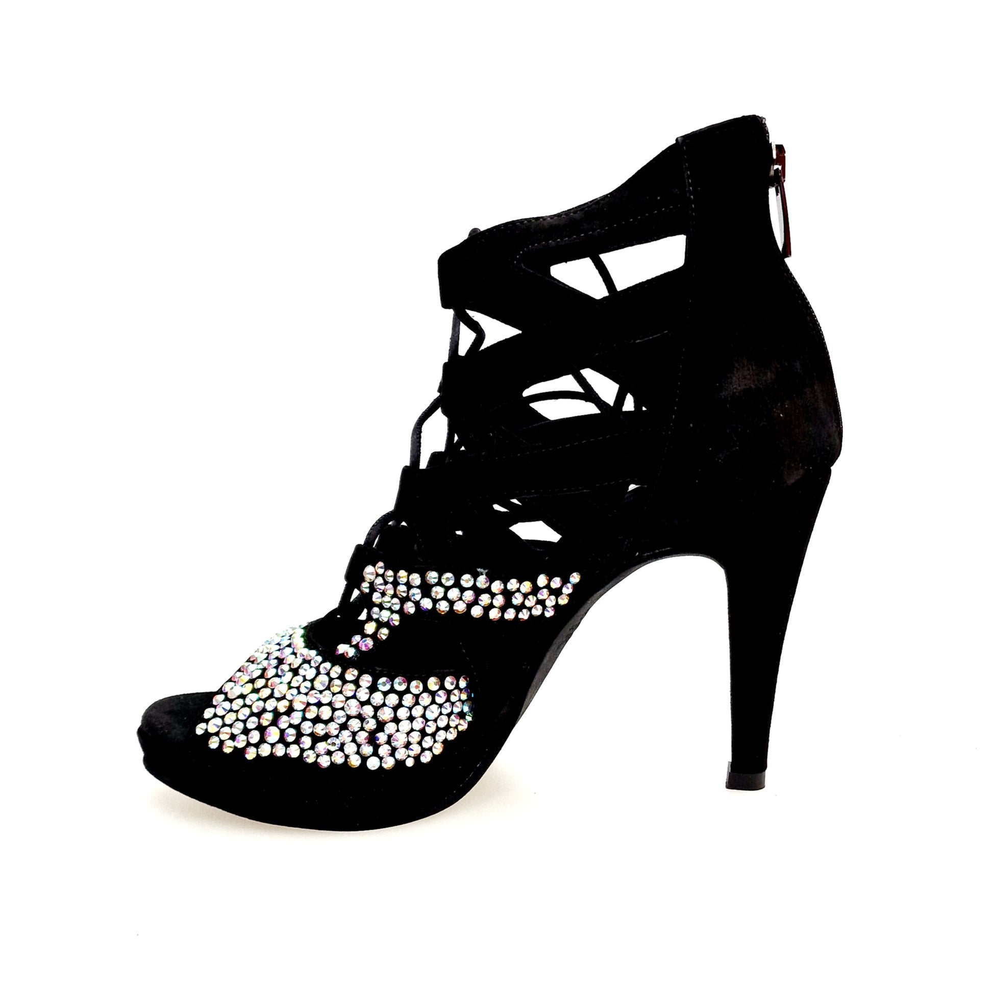 Sandalo a tronchetto Olimpya One in camoscio nero con Swarovski Boreali, plateau e tacco alto a spillo largo, stile elegante.