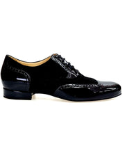 Load image into Gallery viewer, ADOLFO (811F Chicago Forata) - Stringata a Coda di Rondine Mod. Oxford Profili Forati in Vernice Nera e Camoscio Nero con Suola Intera
