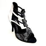 Load image into Gallery viewer, Viper Black/White (460PW) - Sandalo da Donna in Camoscio Nero Livrea Vipera con borchiette bianche e Grigio Specchio Tallone in Pelle Bianca Elastici in Pelle sia Bianchi che Neri con Tacco a Spillo Rivestito Pelle Bianca
