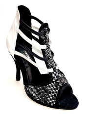 Carica immagine nella Galleria, Viper Black/White (460PW) - Sandalo da Donna in Camoscio Nero Livrea Vipera con borchiette bianche e Grigio Specchio Tallone in Pelle Bianca Elastici in Pelle sia Bianchi che Neri con Tacco a Spillo Rivestito Pelle Bianca
