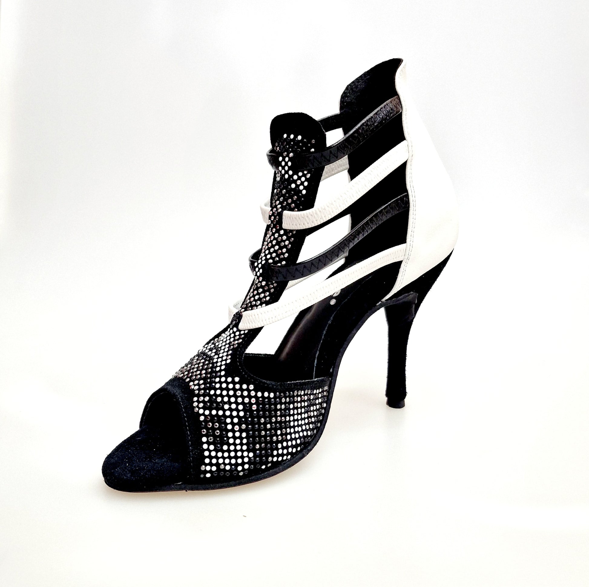 Sandalo da donna Viper Black/White in camoscio nero con borchiette bianche, tacco a spillo rivestito in pelle bianca e dettagli elastici
