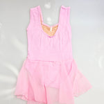 Load image into Gallery viewer, ANILDA (N/A) - Body Danza Classica Spallina Smanicata da Bambina in Cotone Bielastico con Elastamero foderato sul Petto in Microfibra Anrisudore con Applicazione cucita di Gonnellino in velo di Chiffon
