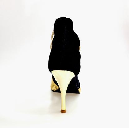 Sandalo donna Dora 460PW in camoscio nero con elastici oro, borchiette oro e tacco a spillo laminato oro.