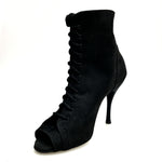 Carica immagine nella Galleria, ALEXIS Black (Art. 132) - Mezzo Stivaletto con Zip in Camoscio Nero Tacco a Spillo in Alluminio  Verniciato effetto gommato Nero
