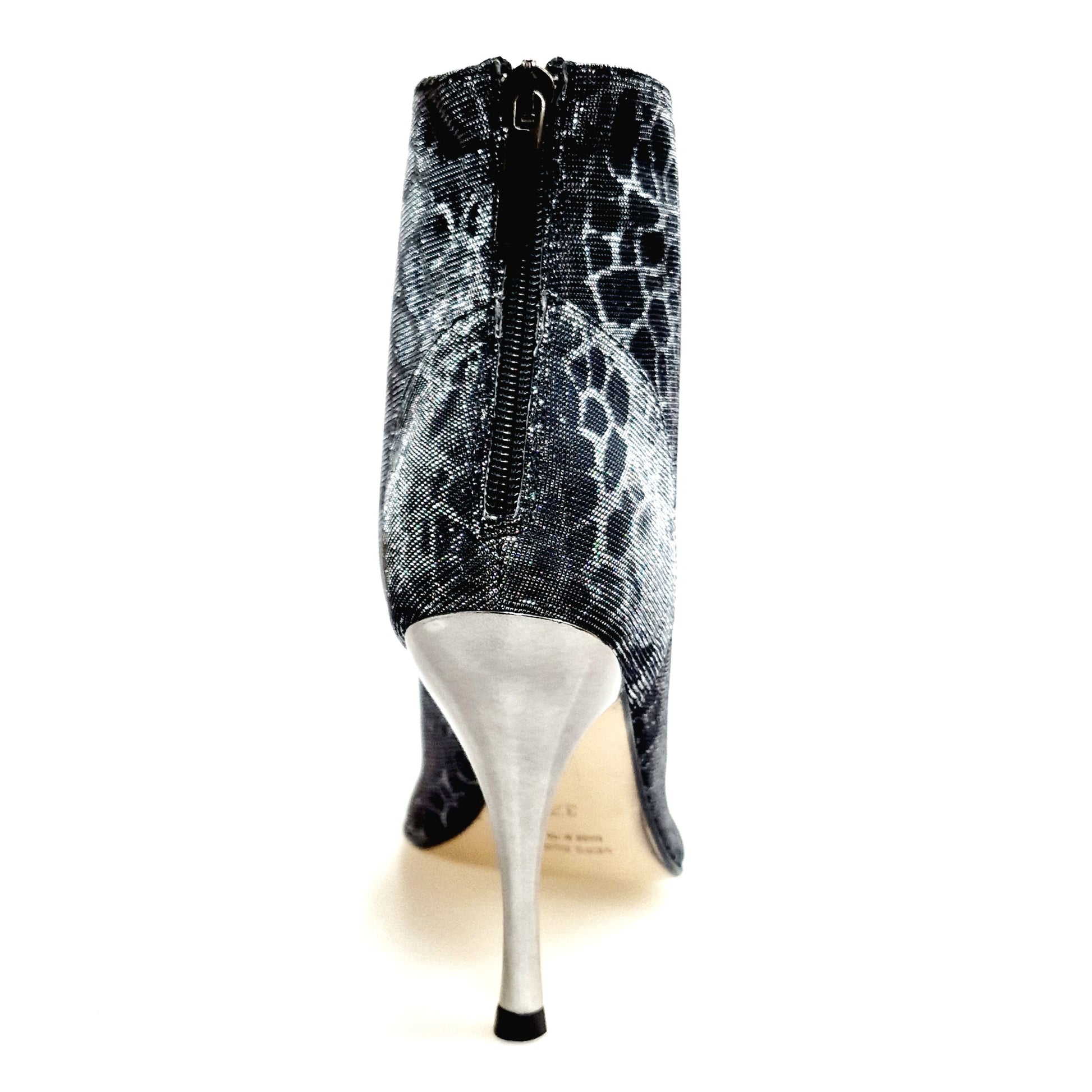 Stivaletto Wish Dance Shop Alexis Silver Black con zip, tacco a spillo in alluminio laminato grigio, dettagli in canna di fucile