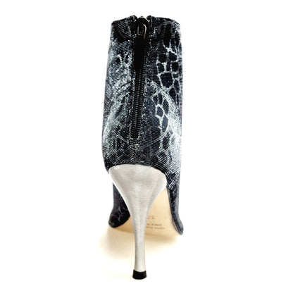 Stivaletto Wish Dance Shop Alexis Silver Black con zip, tacco a spillo in alluminio laminato grigio, dettagli in canna di fucile